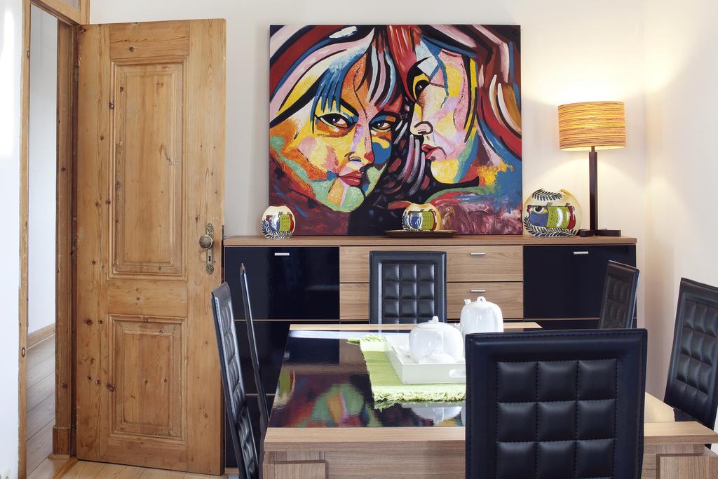 Lisbon Rentals Real الغرفة الصورة