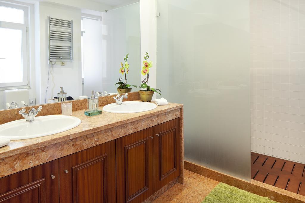 Lisbon Rentals Real الغرفة الصورة